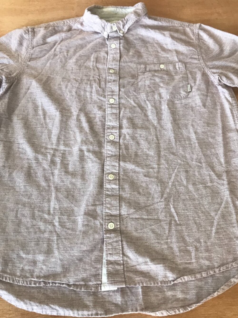 Quiksilver Modern Fit Shirt Men L Purple Button Down Pocket Short Sleeve 20290